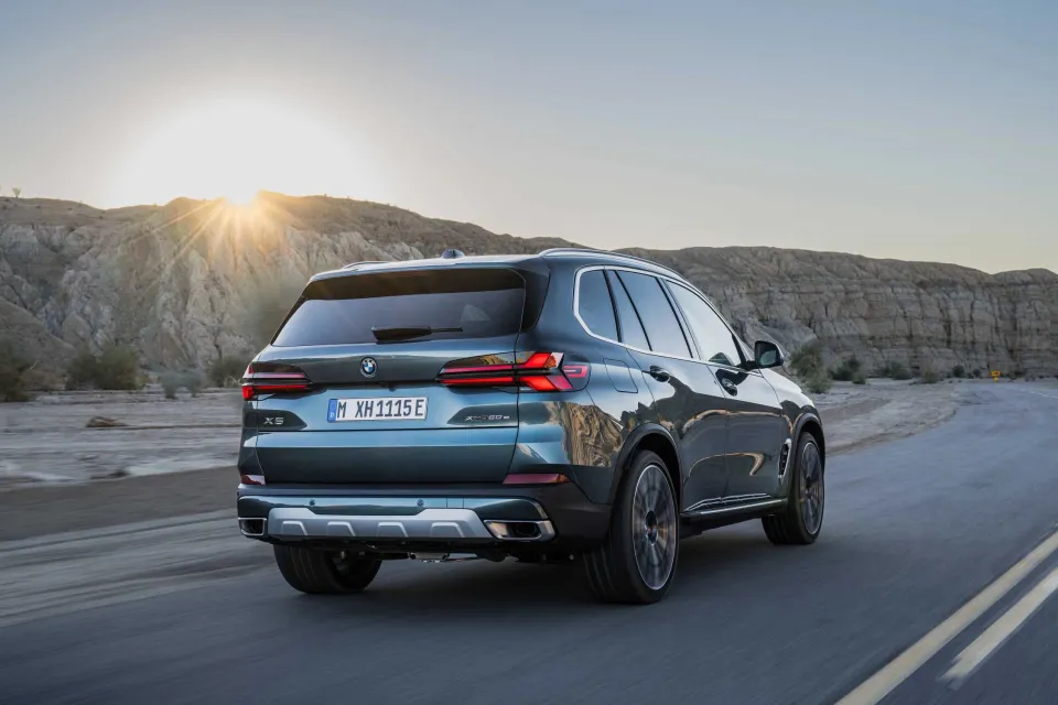 Testni oglas — BMW X5 xDrive50e